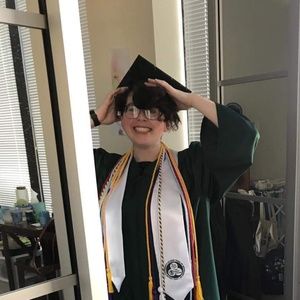 Meet your Posher, Nadia